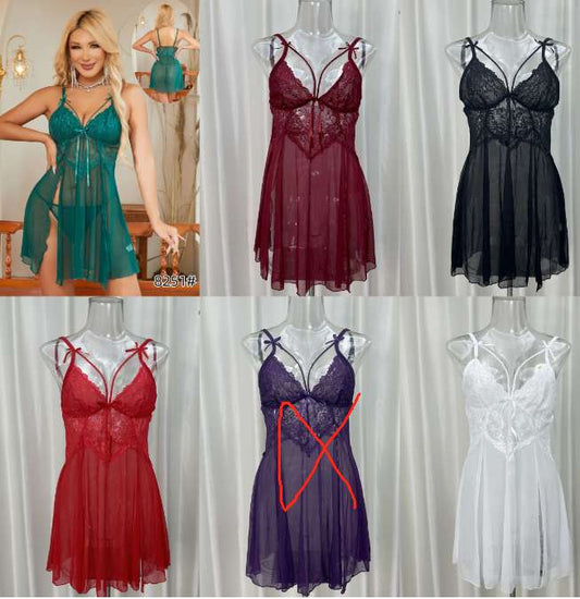 Emerald Lace & Mesh Babydoll Set – Split-Front Chemise