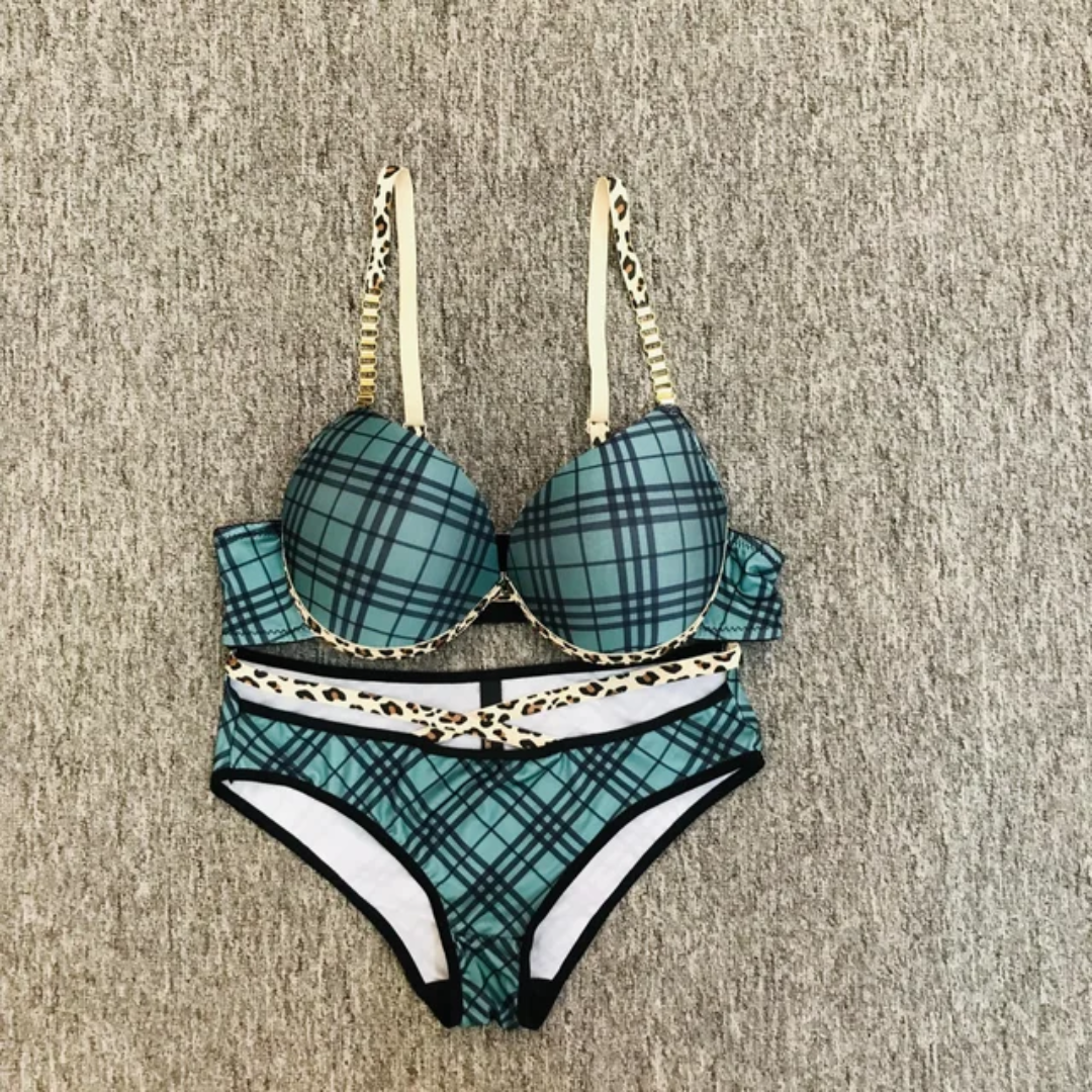 Chain Detail Check Print Bra Set