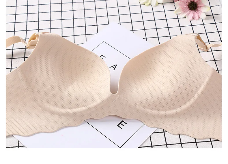 CloudLift Seamless Wireless Push-Up Bra