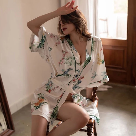 Elegant Floral Kimono Robe