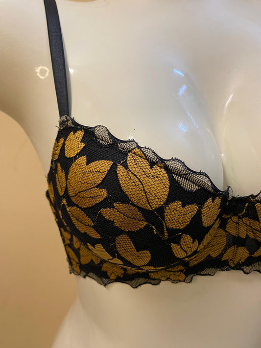 Chic Lace Push-up Bra