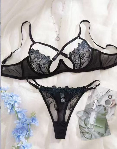 Midnight Bloom Black Lace Lingerie Set
