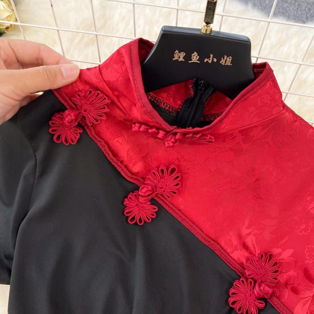 Oriental-Inspired Silk Lingerie Set