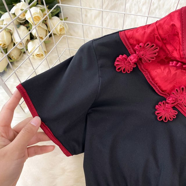 Oriental-Inspired Silk Lingerie Set