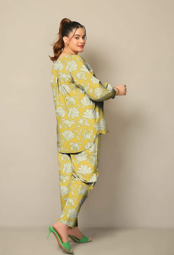 Chic Botanical Unstitched Lawn Suit – DE-12 - Image 2