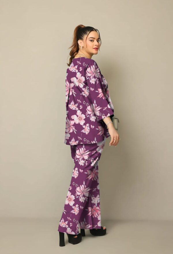 Sophisticated Floral Unstitched Lawn Suit – DE-09 - Image 2