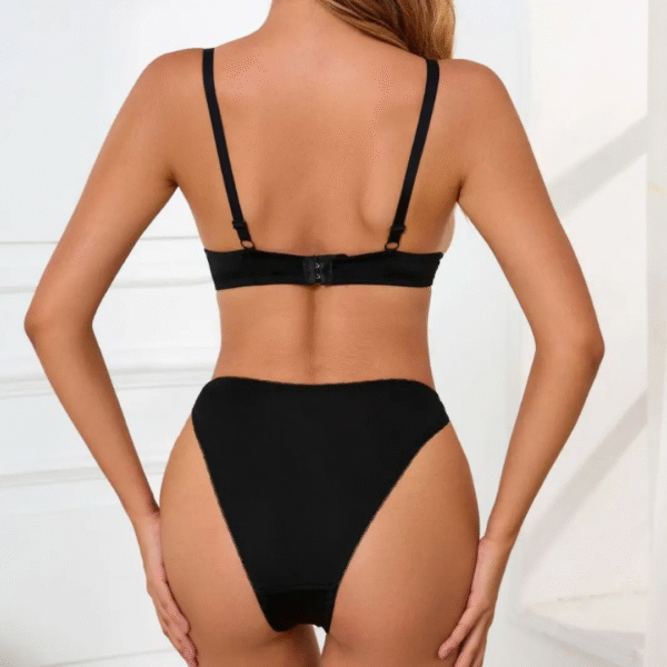 Gold Chain Detail Push-Up Lingerie Set - Image 2