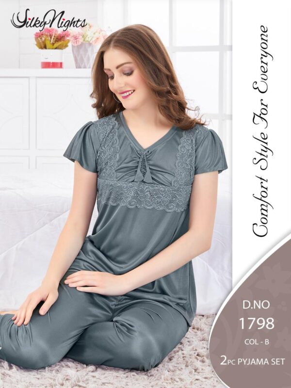 SilkyNights 2-Piece Pyjama Set - Image 2